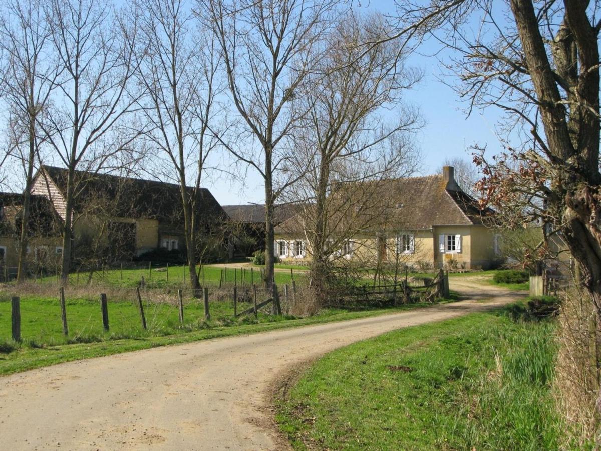 Maison Spacieuse Et Independante Avec Jardin Et Terrasse, Ideale Pour Observer La Nature En Sarthe - Fr-1-410-215 Rouperroux-le-Coquet Bagian luar foto